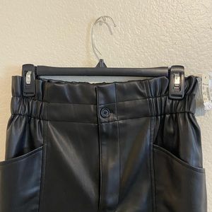 NWT Madewell Leather Mom pants size 2